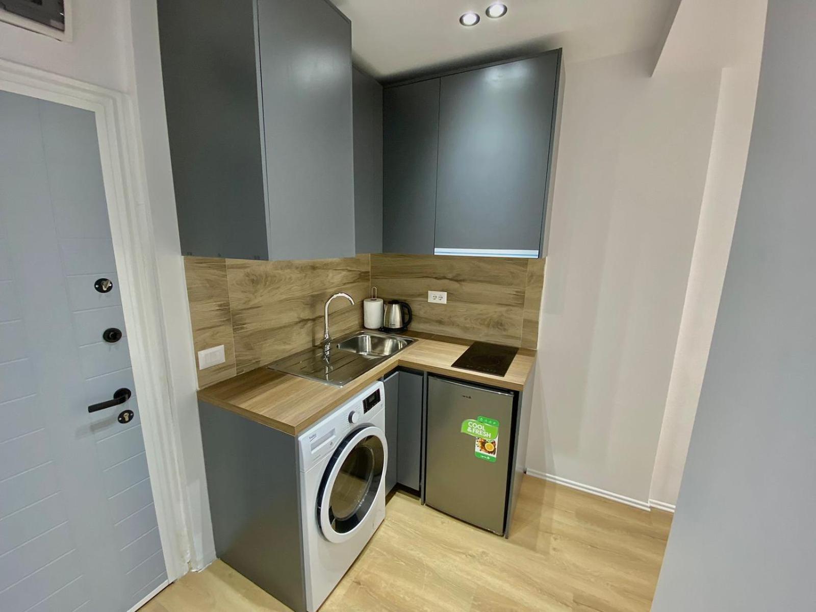 Mara Central Apartment 3 Тирана Екстериор снимка