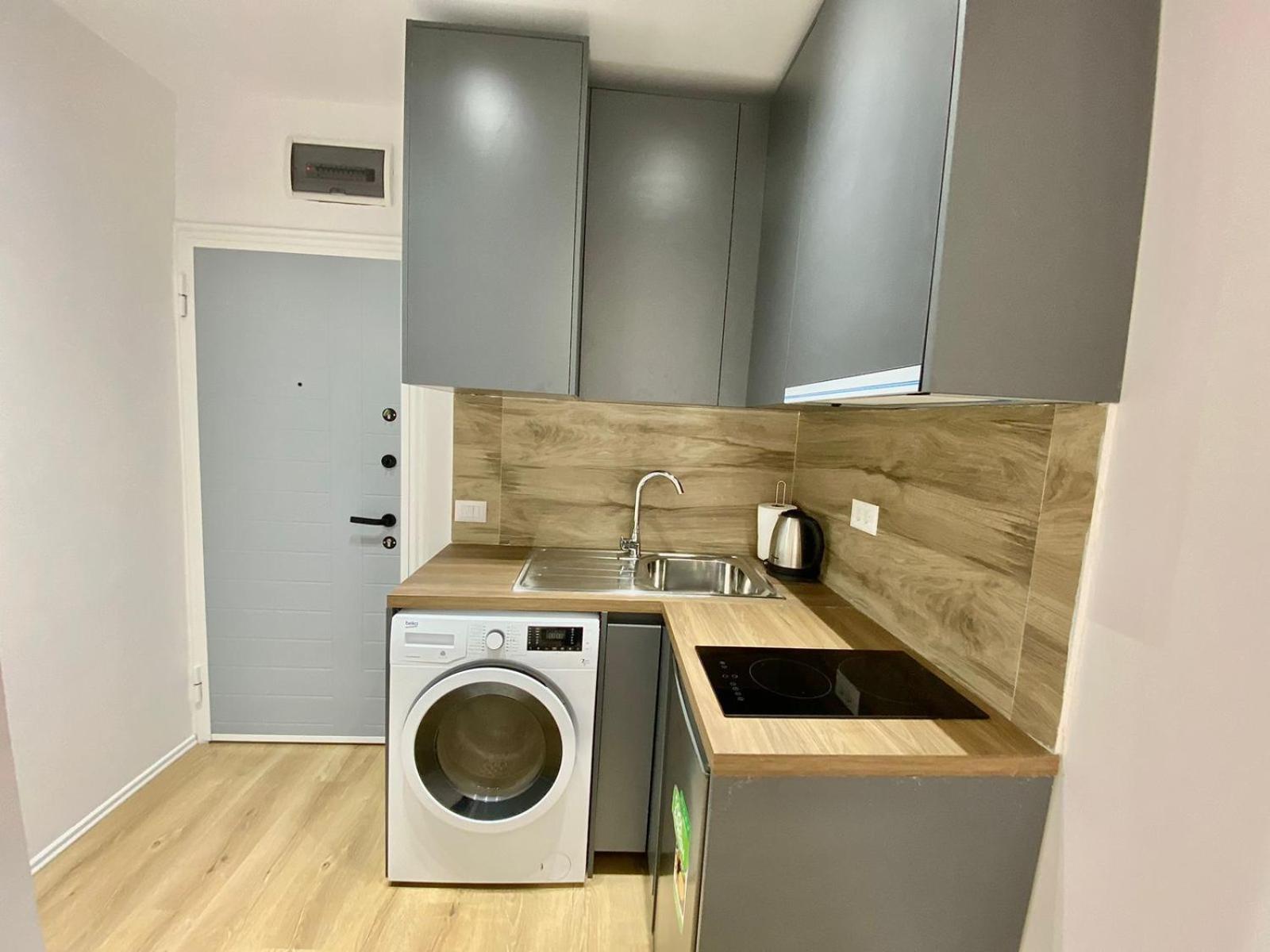 Mara Central Apartment 3 Тирана Екстериор снимка